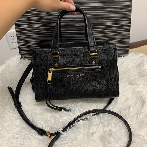SOLD‼️ Marc Jacobs Crossbody Bag LIKE NEW! - Picture 1 of 8